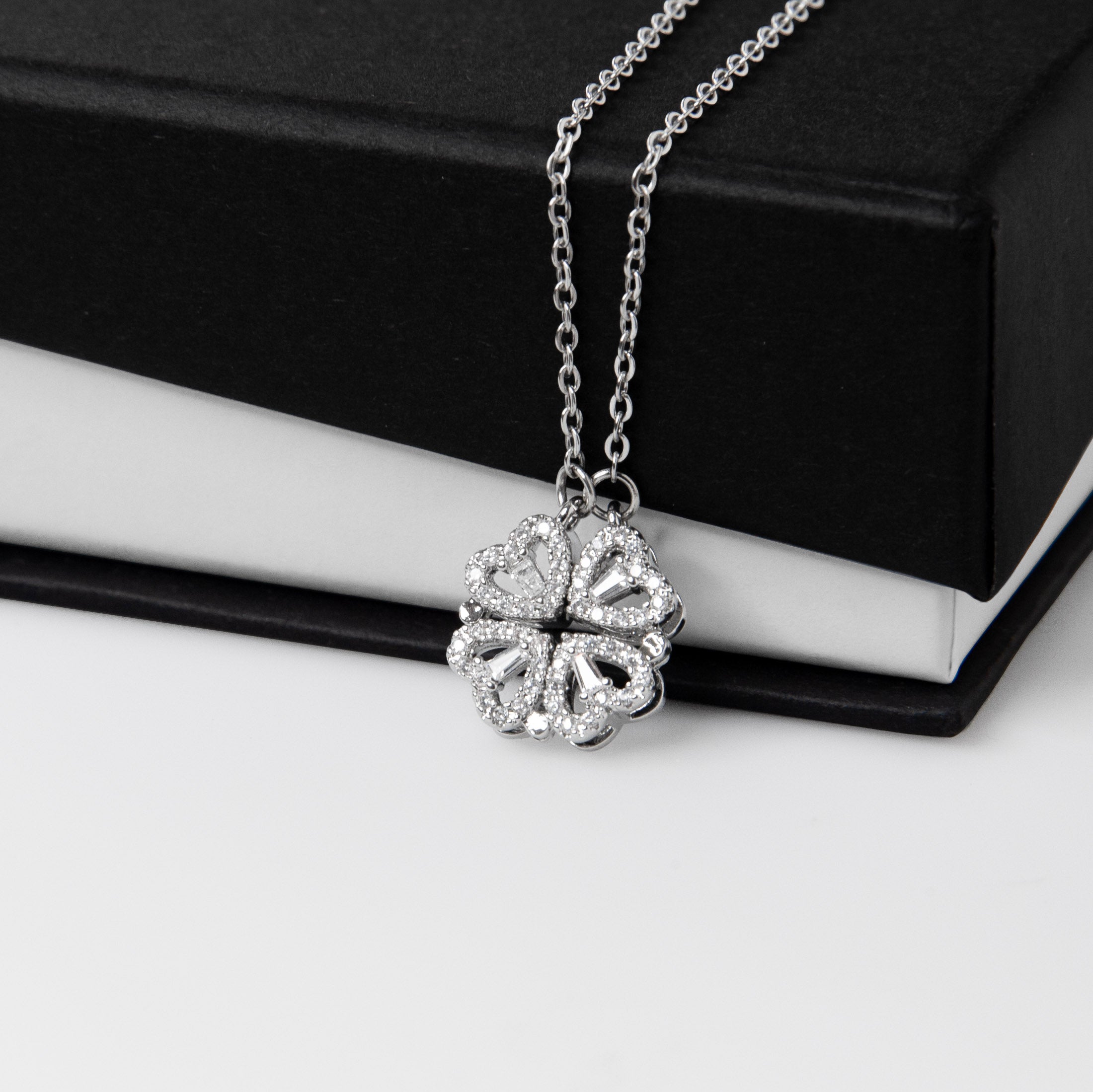 2-in-1 Magnetic Convertible Lucky Clover and Hearts Necklace