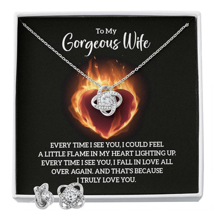 Timeless Elegance: Love Knot Necklace & Earring Set – Exquisite Jewelry for Unforgettable Moments