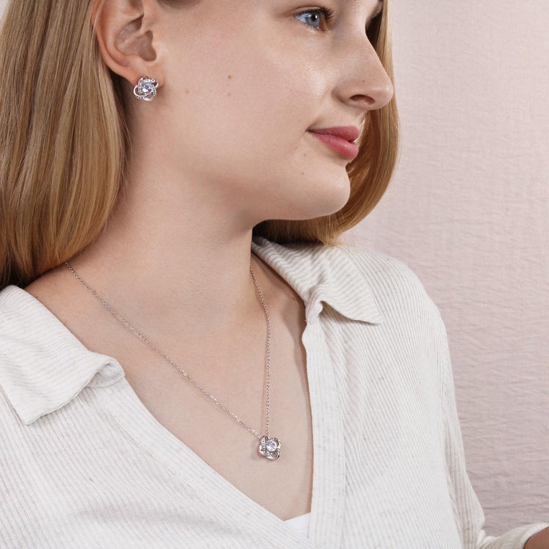 Timeless Elegance: Love Knot Necklace & Earring Set – Exquisite Jewelry for Unforgettable Moments