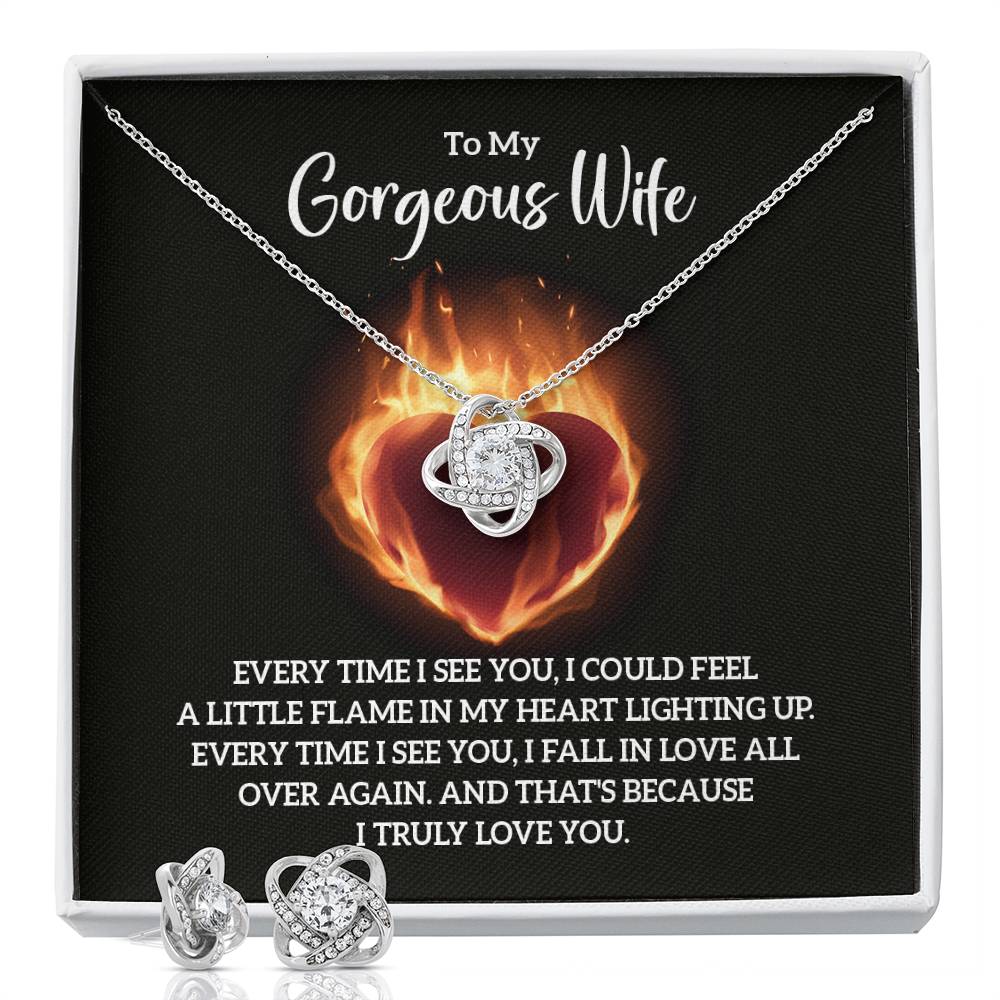 Timeless Elegance: Love Knot Necklace & Earring Set – Exquisite Jewelry for Unforgettable Moments