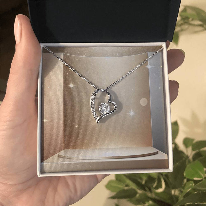 Eternal Heart Necklace - Carbone's Marketplace