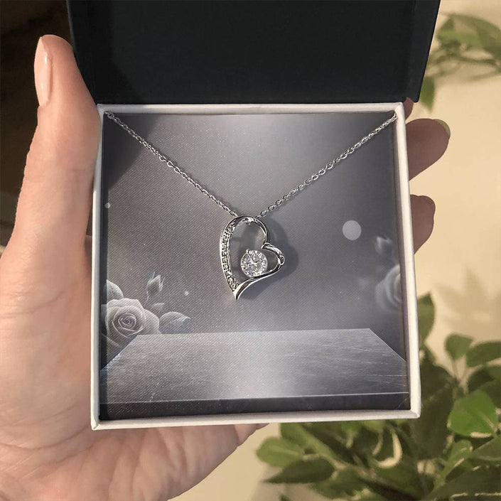 Eternal Heart Necklace - Carbone's Marketplace