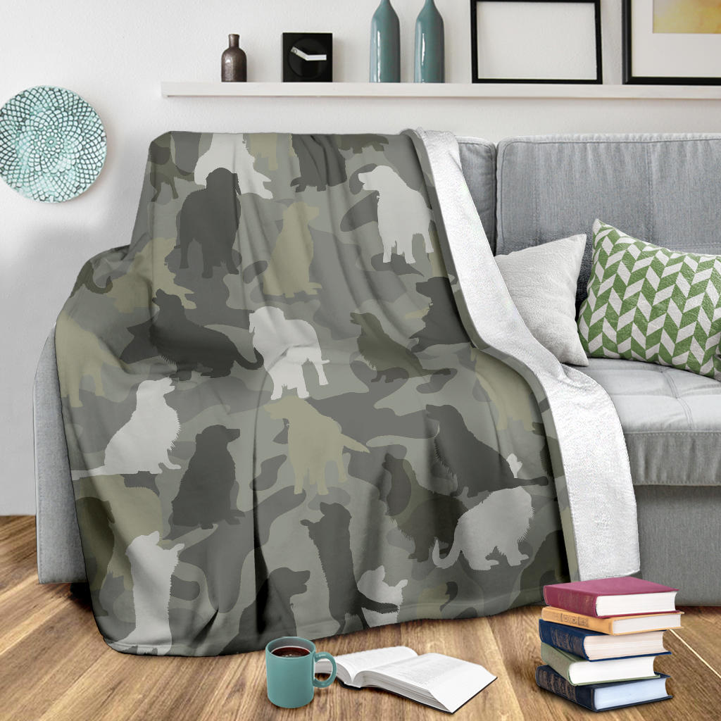 Golden Retriever Camo Blanket - Carbone's Marketplace