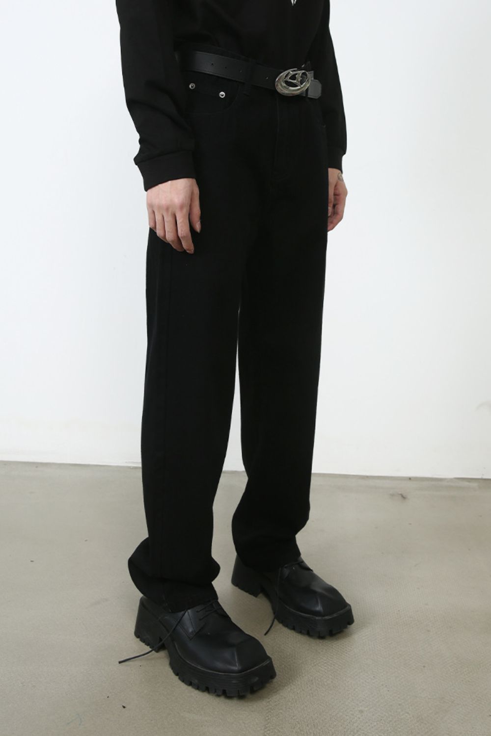 Men's Mid Rise Jeans with Pockets - Carbone's Marketplace