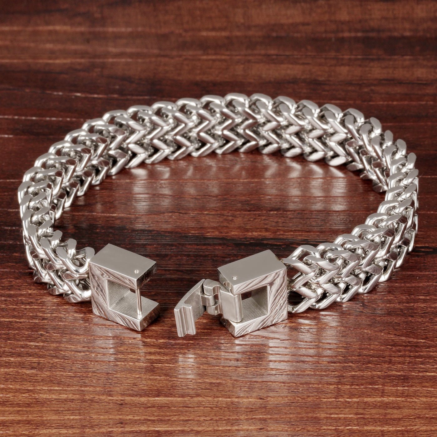 N790 Bracelets - Carbone's Marketplace