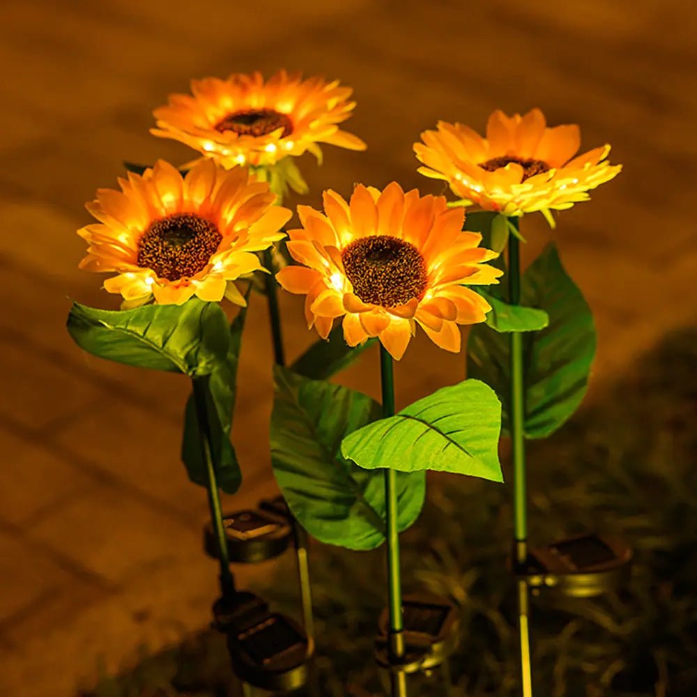 Sunflowers Solar Lawn Light - Carbone's Marketplace