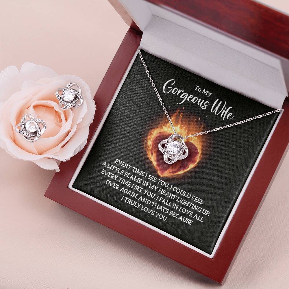 Timeless Elegance: Love Knot Necklace & Earring Set – Exquisite Jewelry for Unforgettable Moments - Carbone's Marketplace