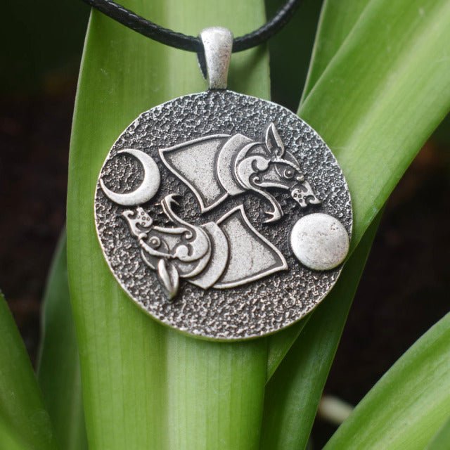 Wolf Head Necklace Pendant - Carbone's Marketplace