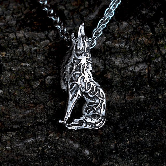 Wolf Head Necklace Pendant - Carbone's Marketplace