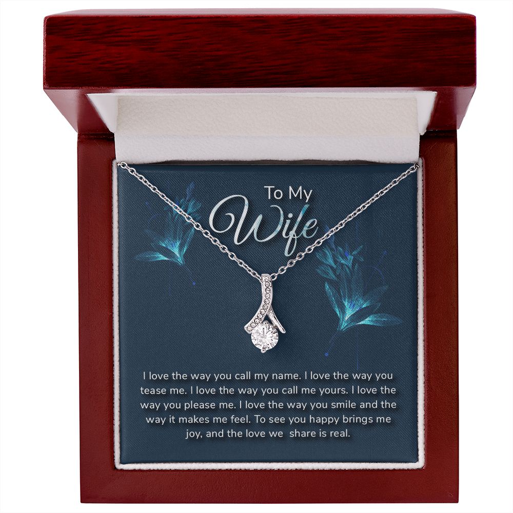 Alluring Beauty Necklace