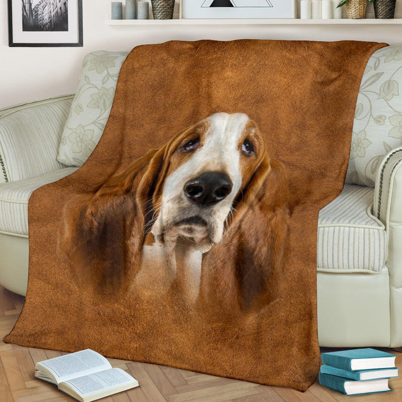 Basset Hound Face Hair - Carbone&