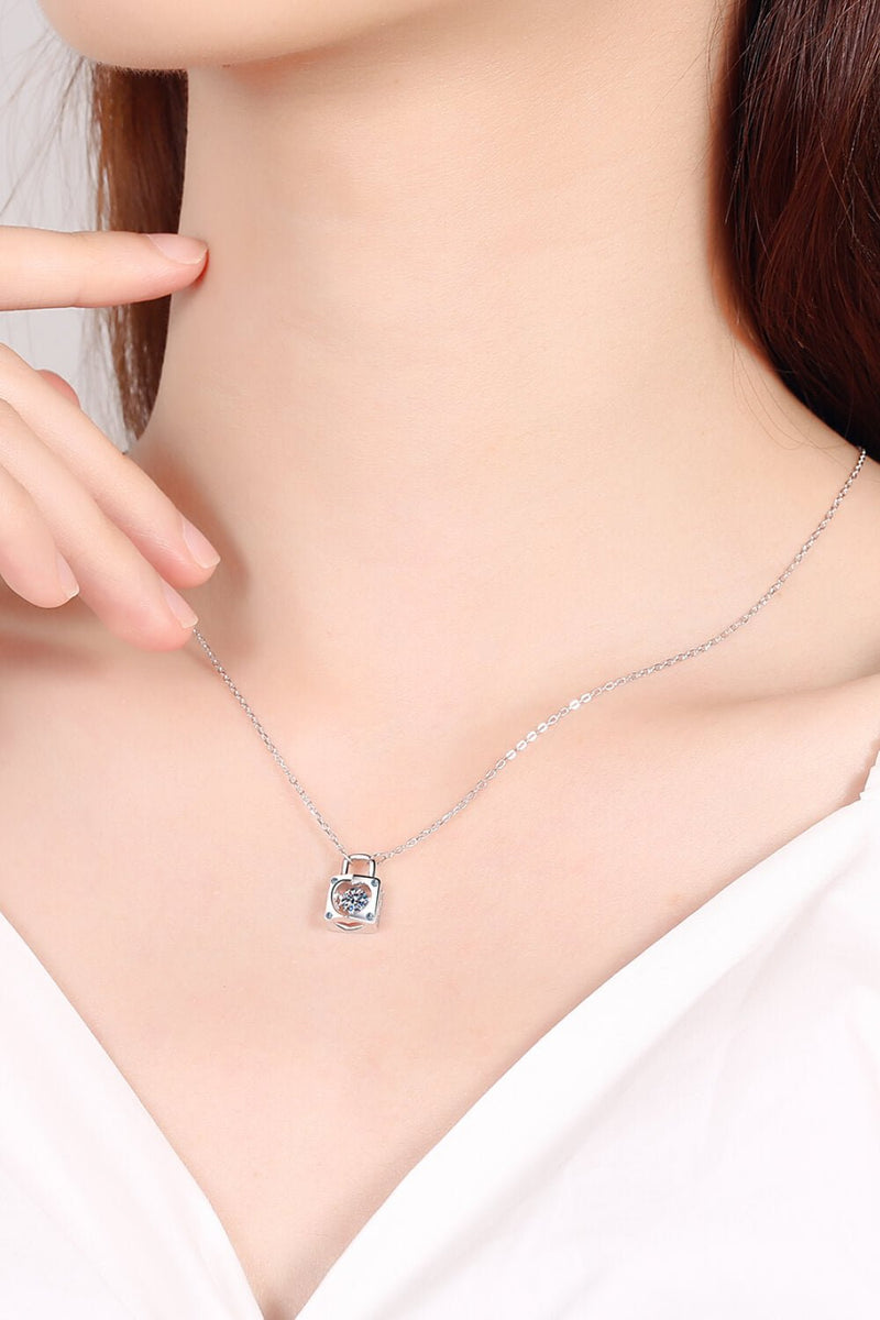 Moissanite Lock Pendant Necklace - Carbone&