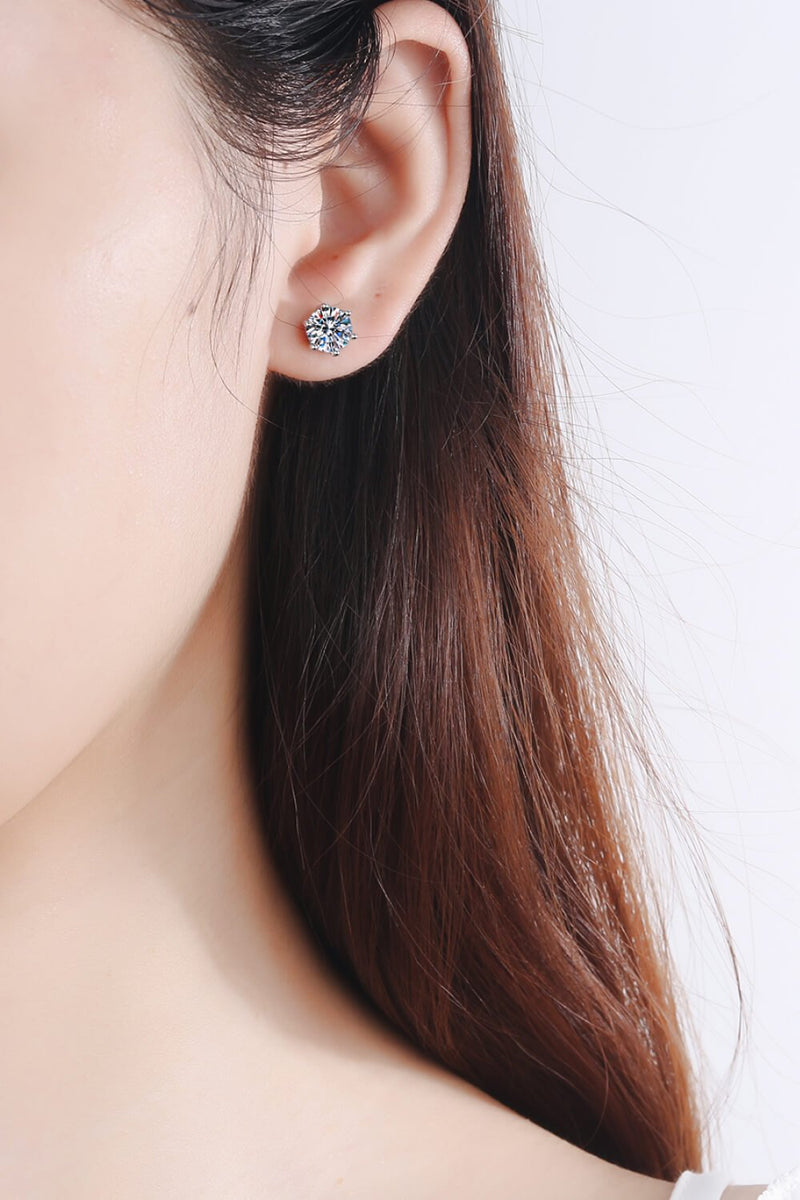 Moissanite Stud Earrings - Carbone&
