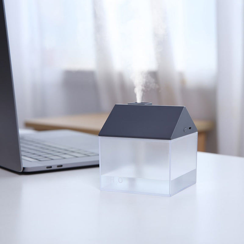 Rechargeable House-Shaped LED Humidifier - Carbone&